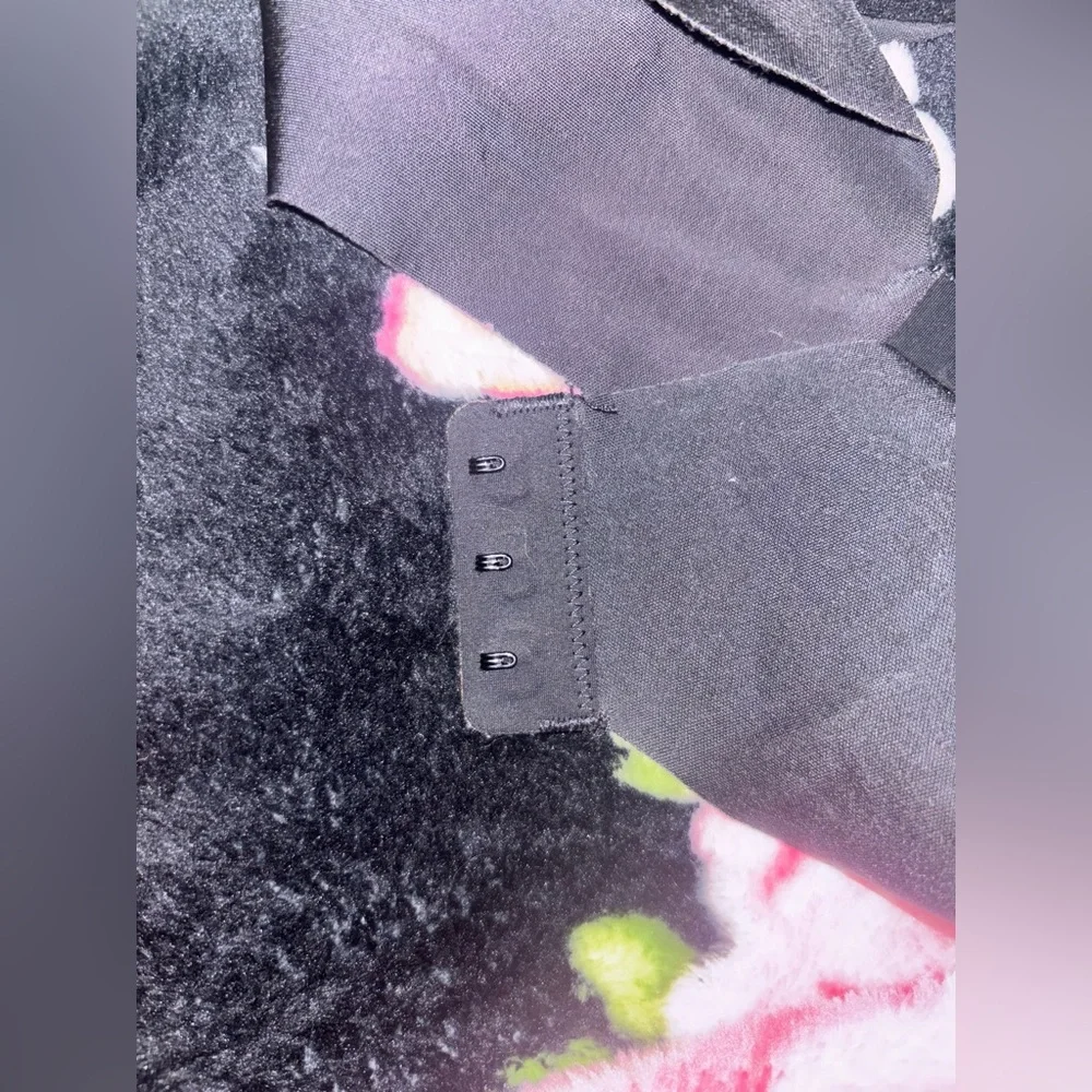 Victoria's Secret Bombshell Push-up Bra 36DD Black w/Crystal Rhinestone - Picture 7 of 7